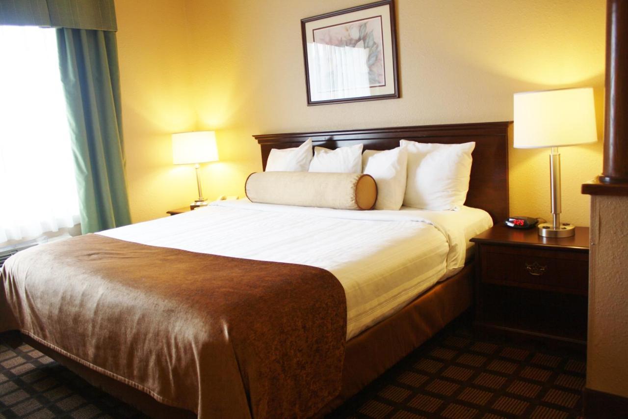 Inn & Suites Merrillville Buitenkant foto