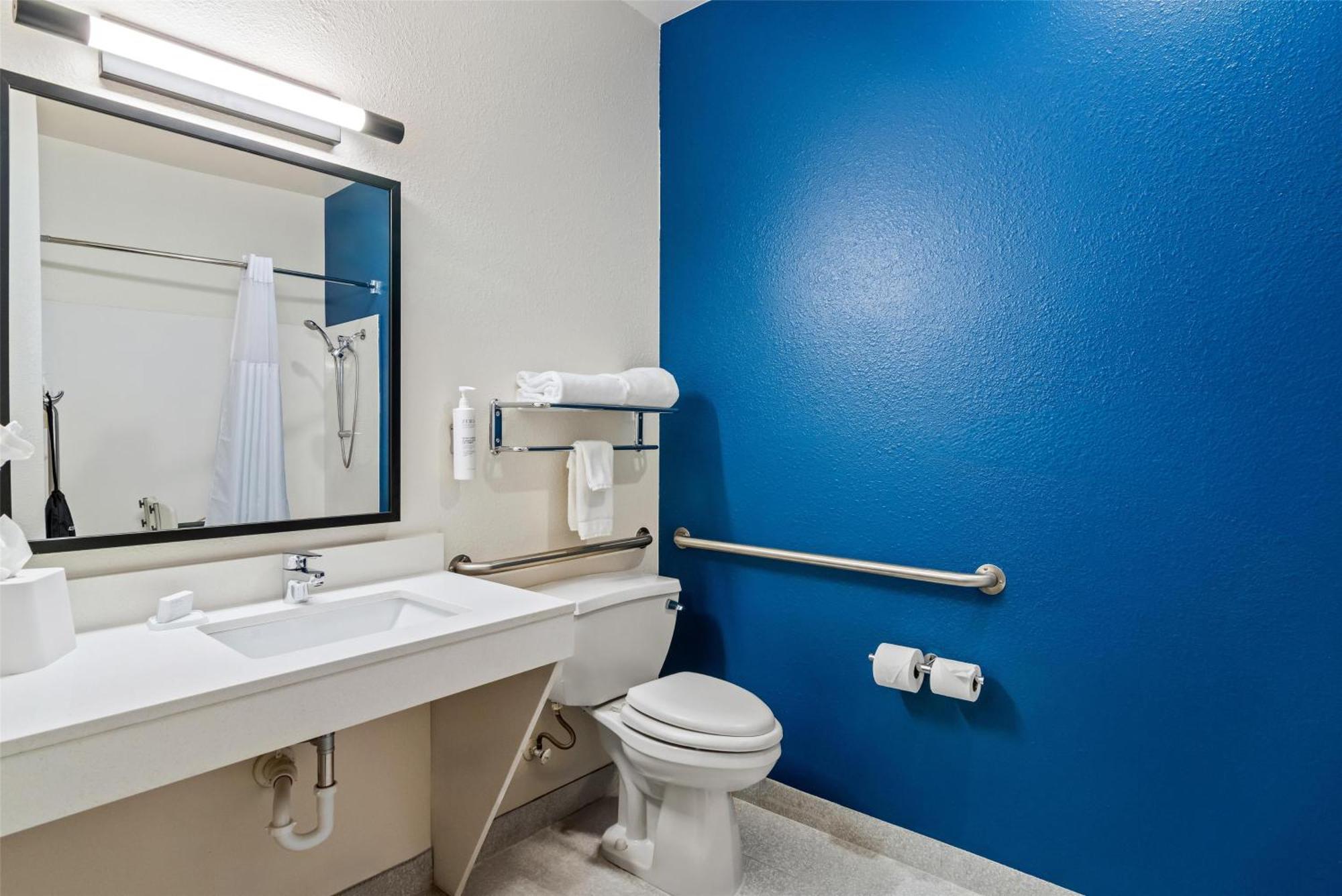 Inn & Suites Merrillville Buitenkant foto