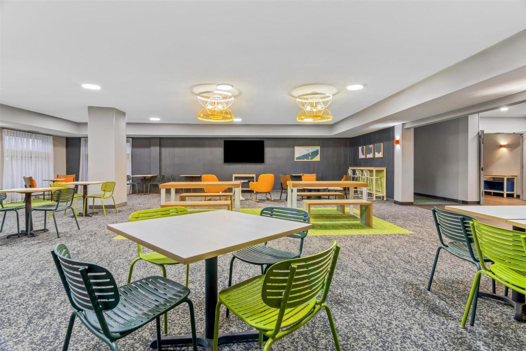 Inn & Suites Merrillville Buitenkant foto